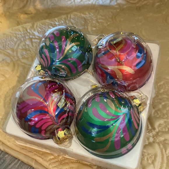 VTG 1994 House of Lloyd Fiesta 3" Ball Christmas Ornaments Set of 4 Hand Painted - Picture 2 of 6